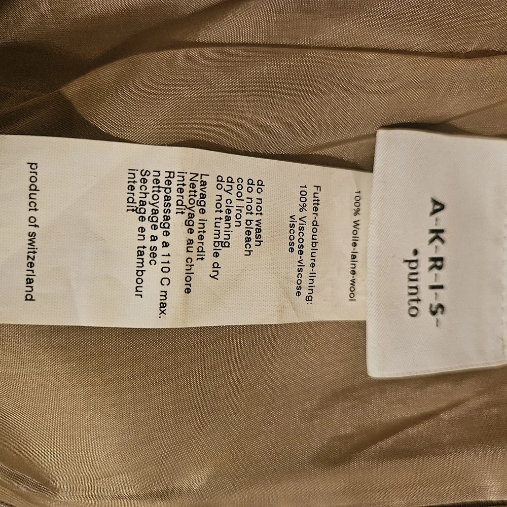 Akris Punto Wool Beige Midi Dress with Colorful Polka Dots - Picture 3 of 7